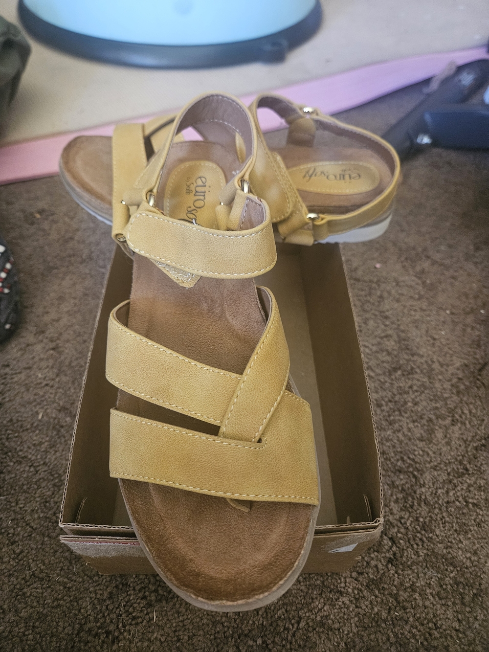 Eurosoft Women's Tan Strappy Comfort Sandals